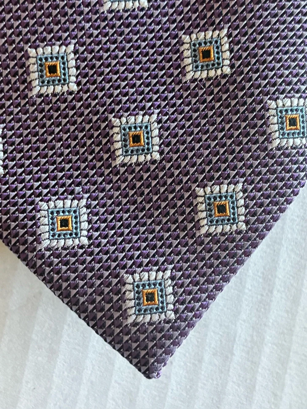 Nordstrom Men's Shop 100% Silk Purple Neck Tie purple  quatrefoil jacquard